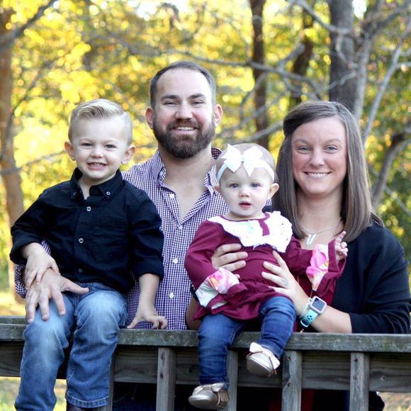 Meet your Posher, Sarah - Picture 1 of 1